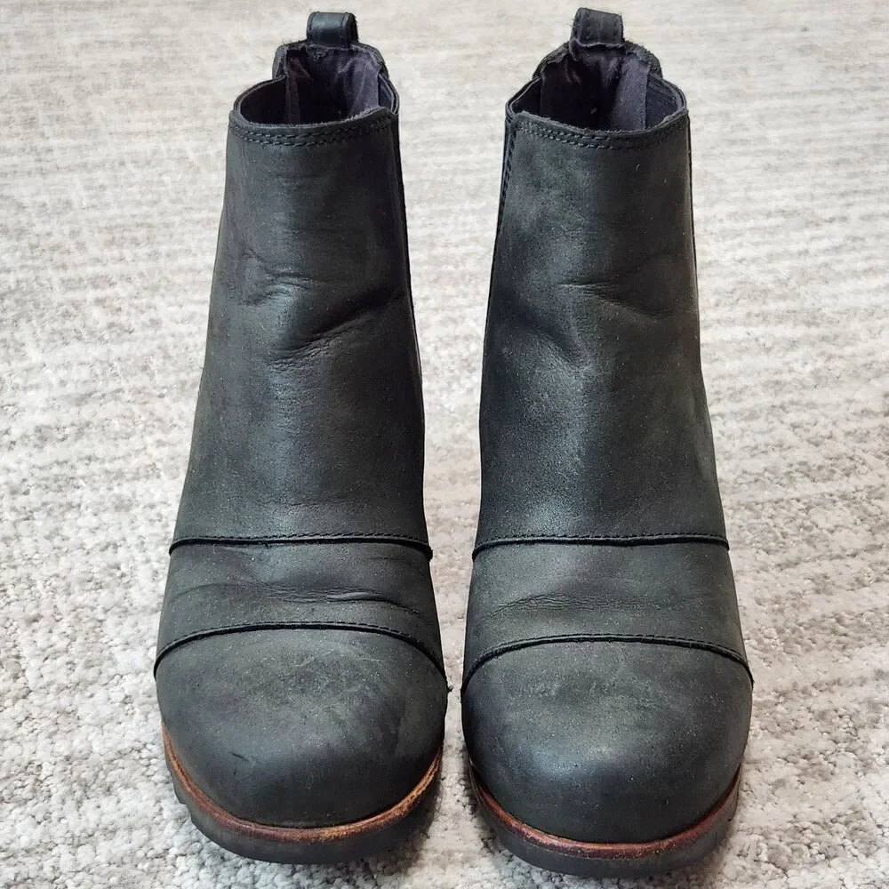 Sorel women Joan of Artic Lea wedge Chelsea boot black leather sz 8.5 NL2704-010
